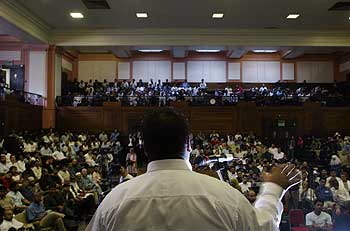 Imran Waheed addresses Hizb ut Tahrir’s one-day national conference