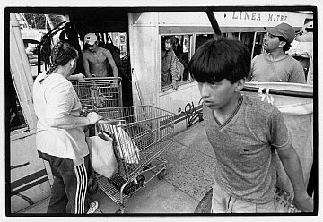 Cartoneros wait for a train to take them to downtown Buenos Aires, Argentina